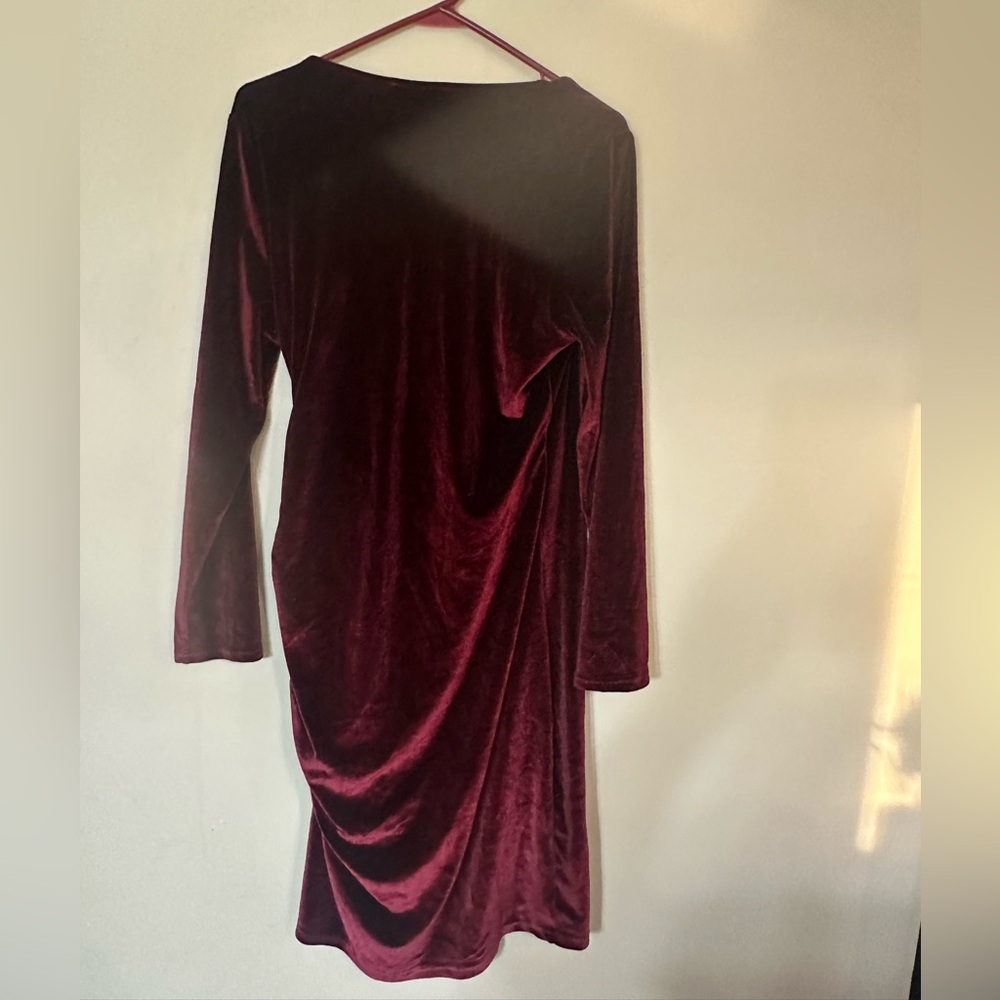 Halcyeen Velvet Wrap-Front Long-Sleeve Dress in Burgundy - Picture 3 of 4